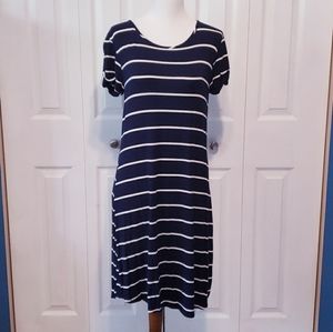 Very soft and comfortable shift dress